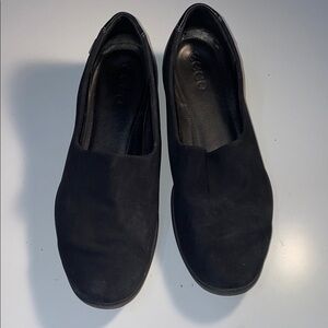 Ecco Women's Classic Black Loafers
